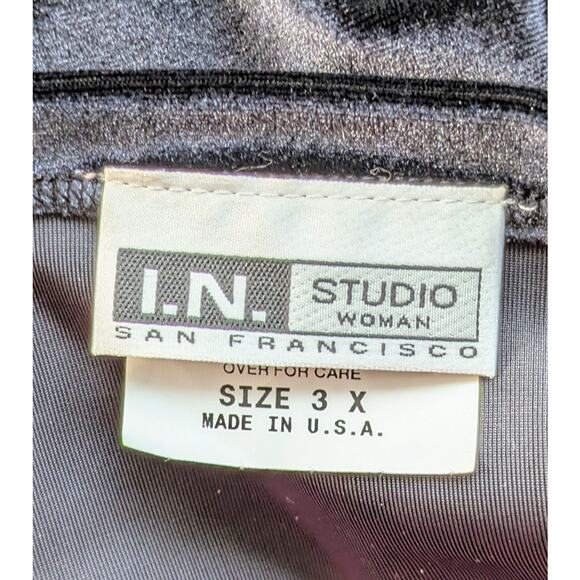 I.N. Studio Velvet Top 3X Black Red Sequined Stretch Holiday Dressy Party NEW - Picture 8 of 12